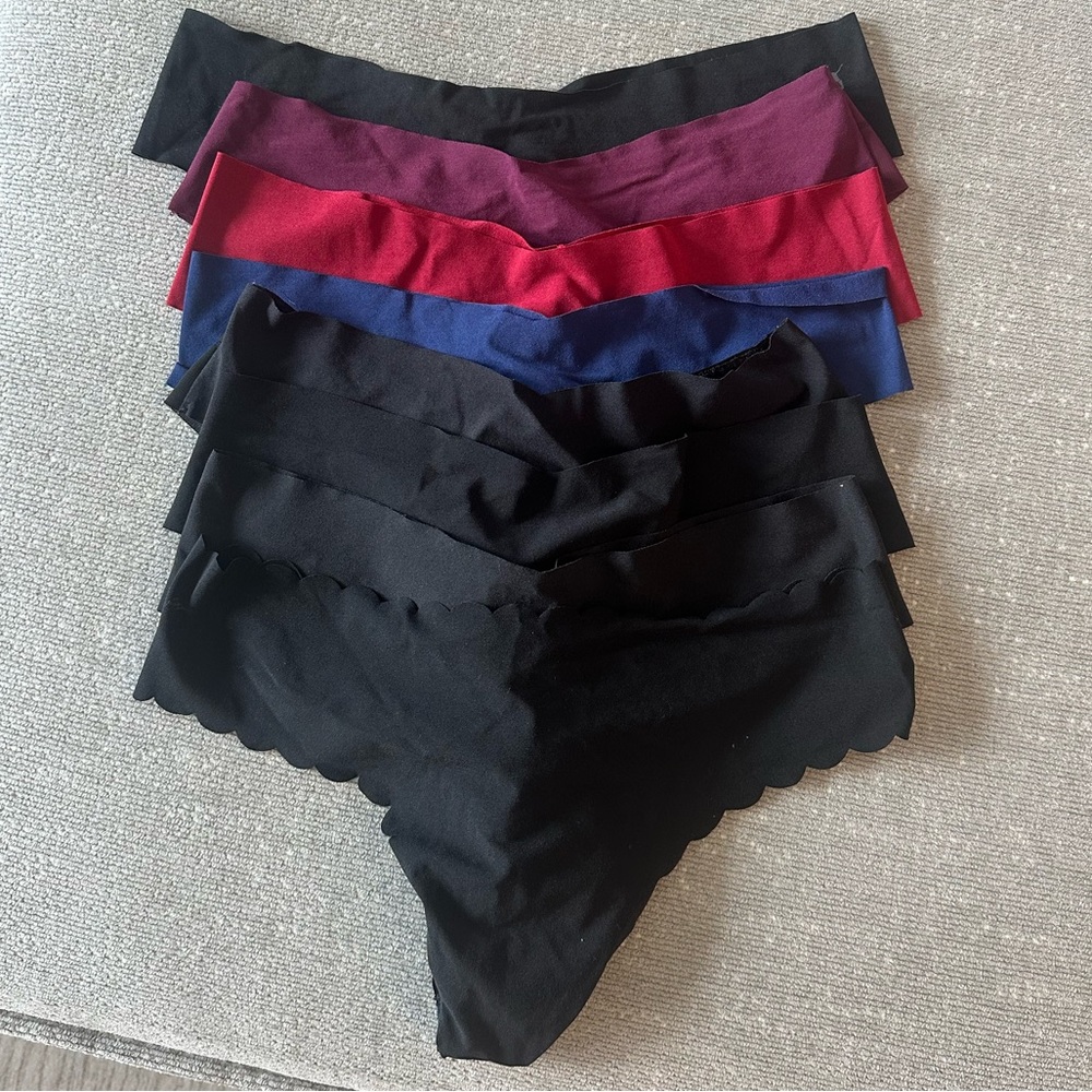 Victoria's Secret set of 9 women’s panties